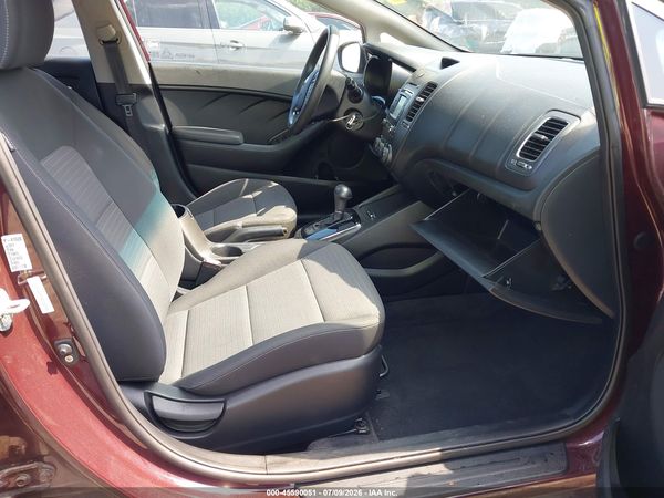 2017 KIA FORTE LX