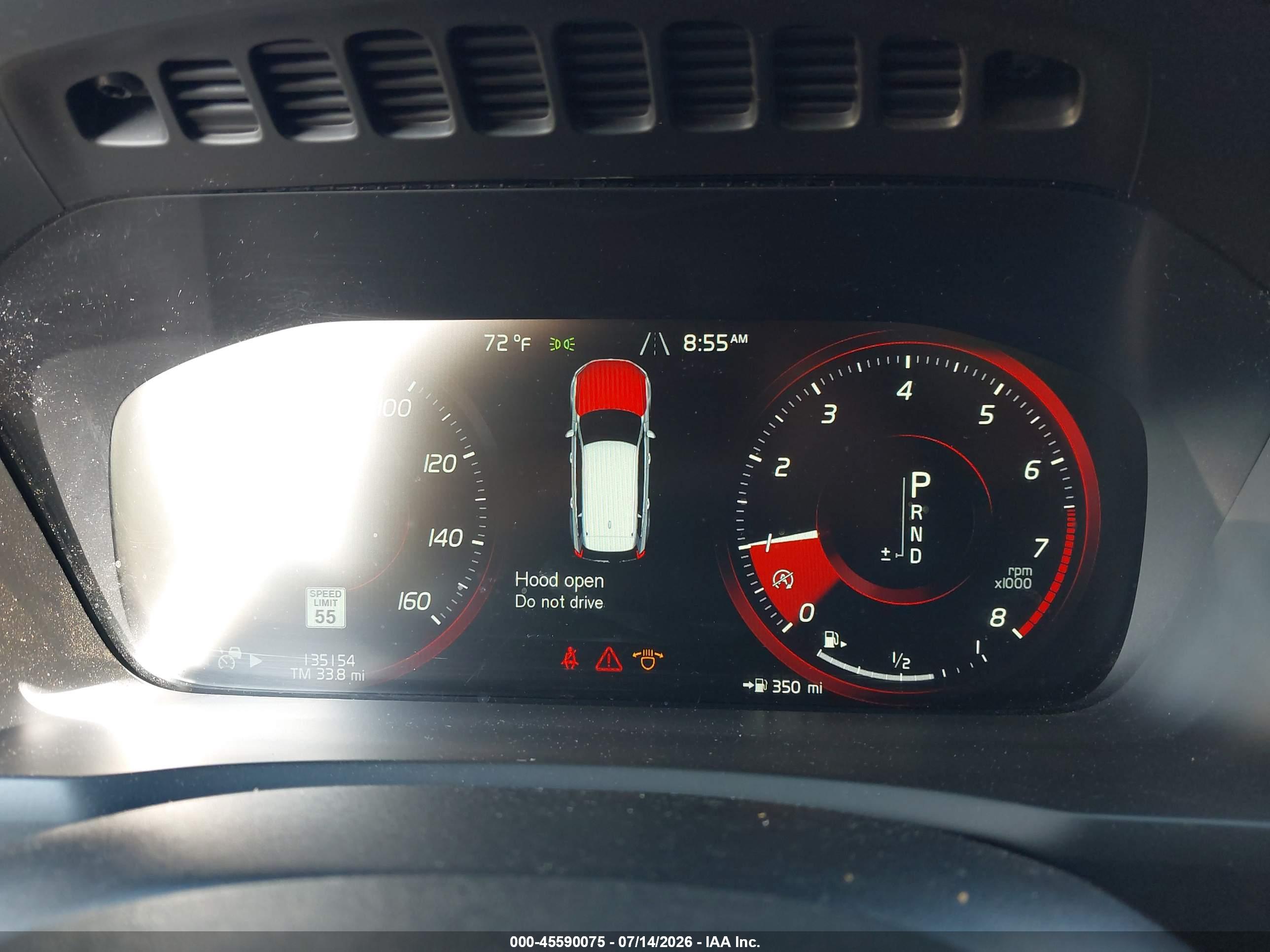 2018 VOLVO XC90 Momentum