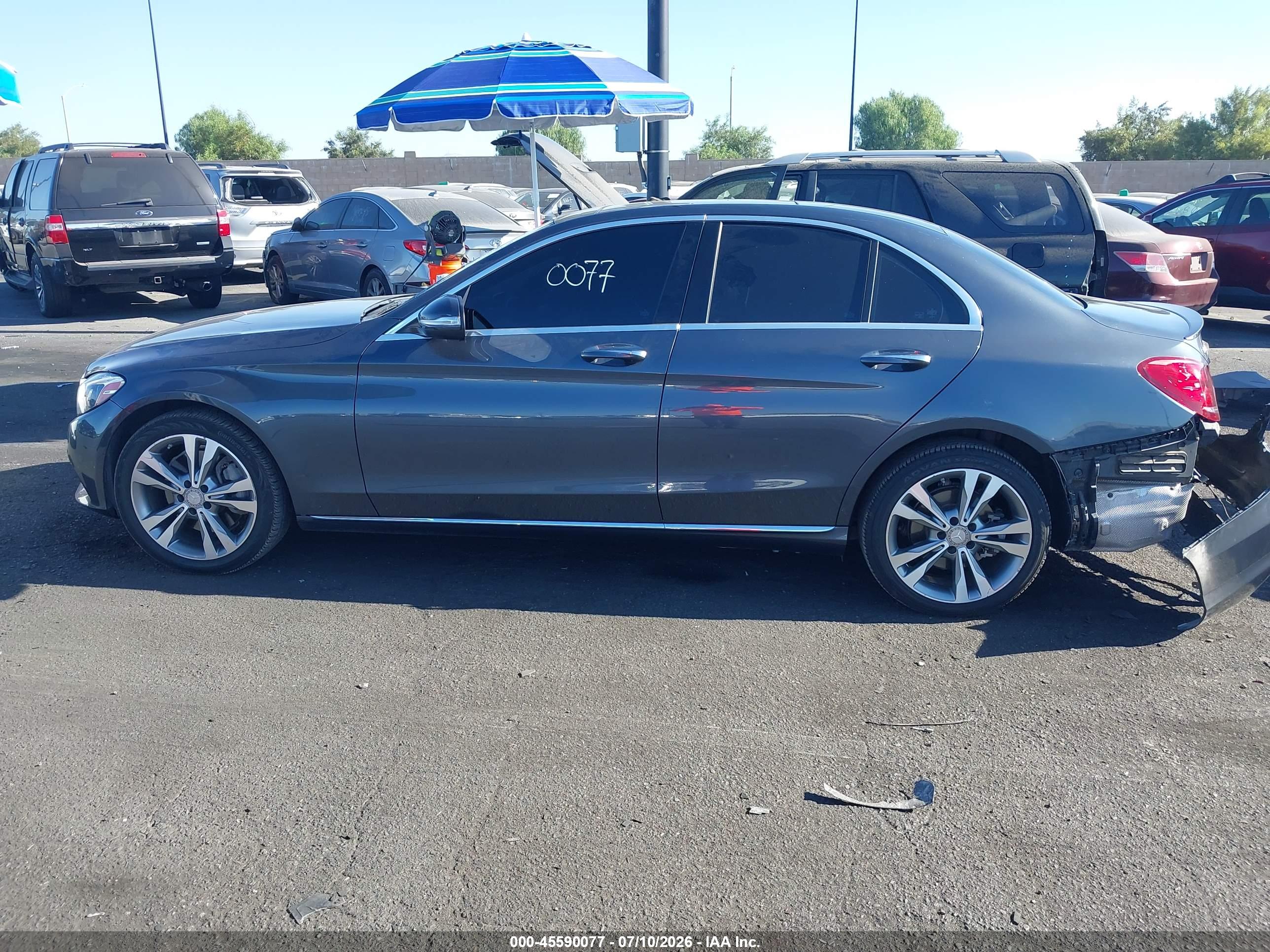 2015 MERCEDES-BENZ C 300 4MATIC