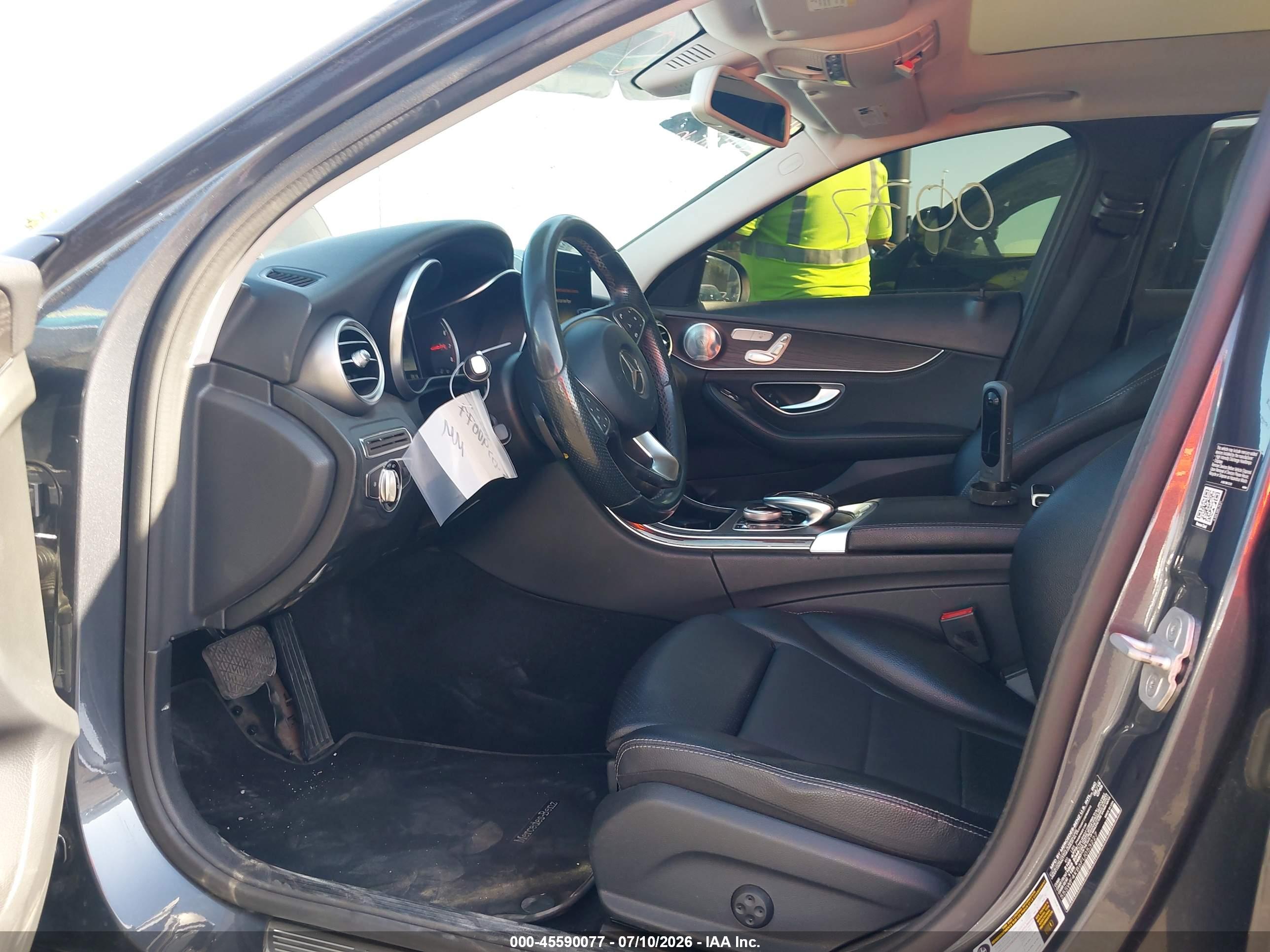2015 MERCEDES-BENZ C 300 4MATIC