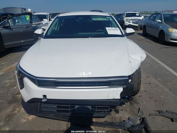 2026 KIA K4 LX