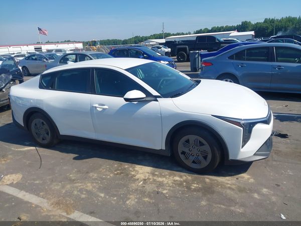 2026 KIA K4 LX