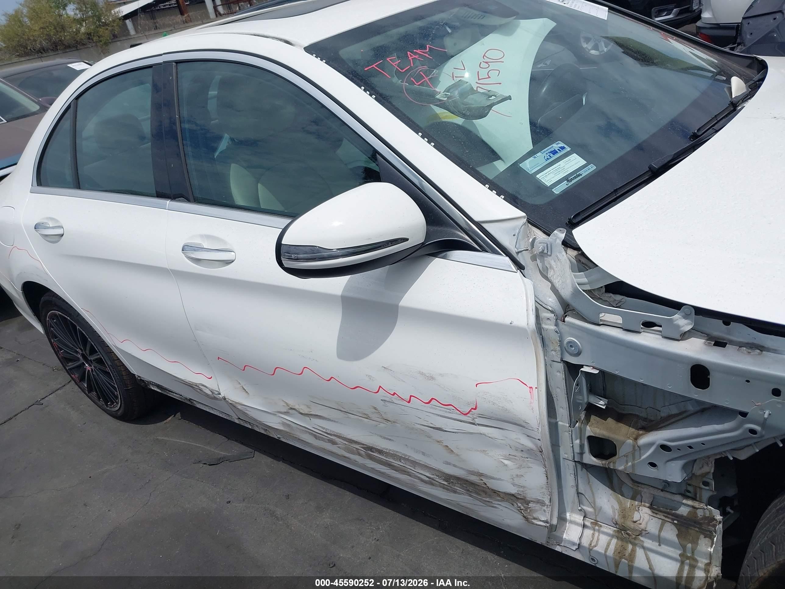 2020 MERCEDES-BENZ C 300 C300