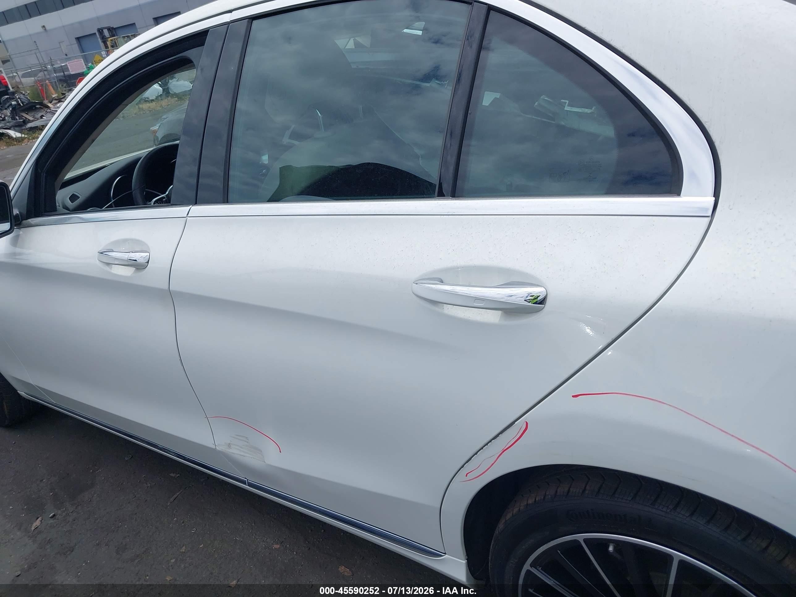 2020 MERCEDES-BENZ C 300 C300