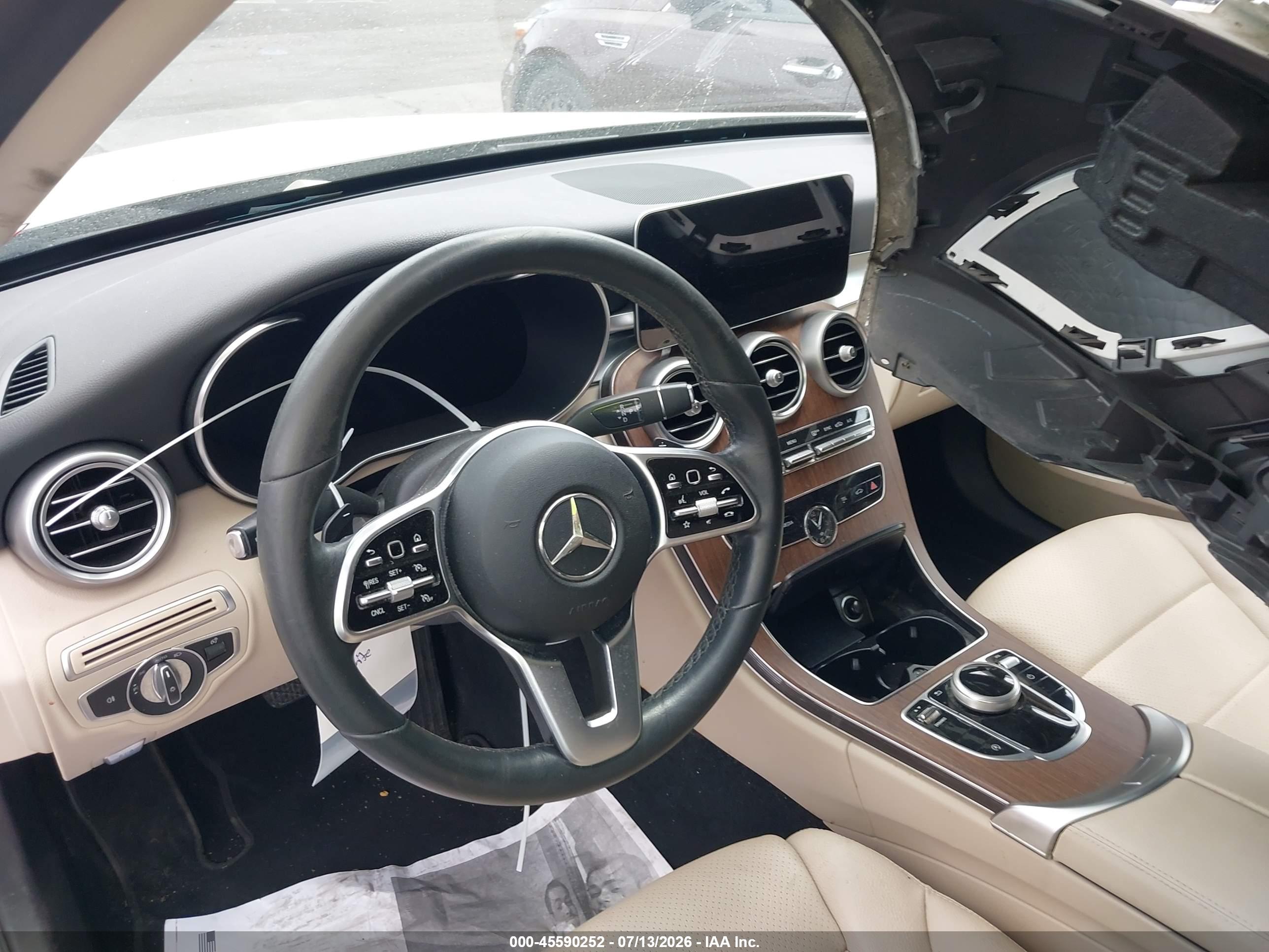 2020 MERCEDES-BENZ C 300 C300