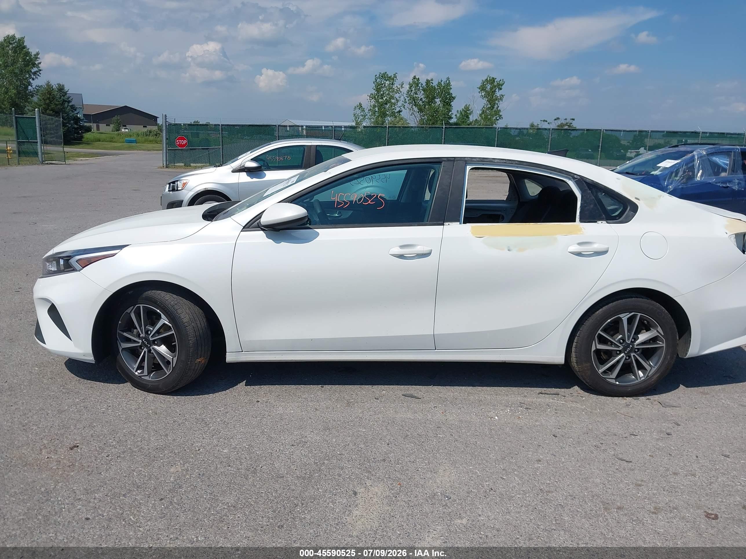 2023 KIA FORTE LXS