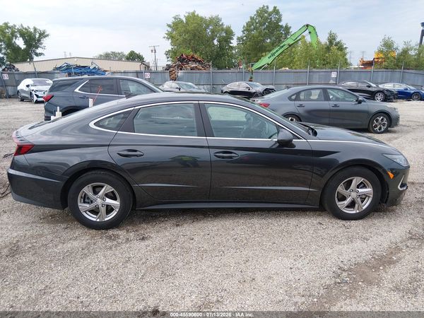 2022 HYUNDAI SONATA SE