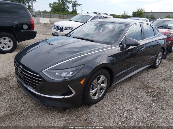 2022 HYUNDAI SONATA SE