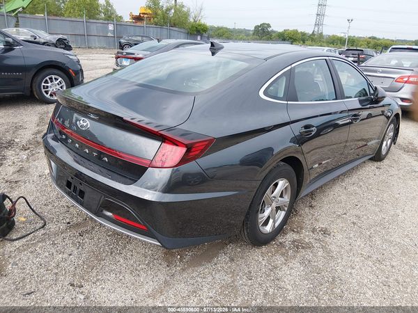 2022 HYUNDAI SONATA SE