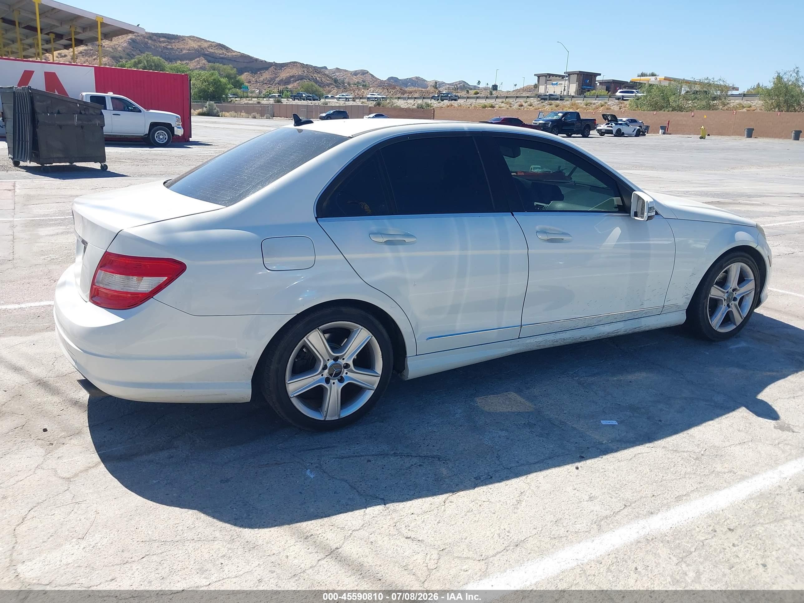 2010 MERCEDES-BENZ C 300 C300