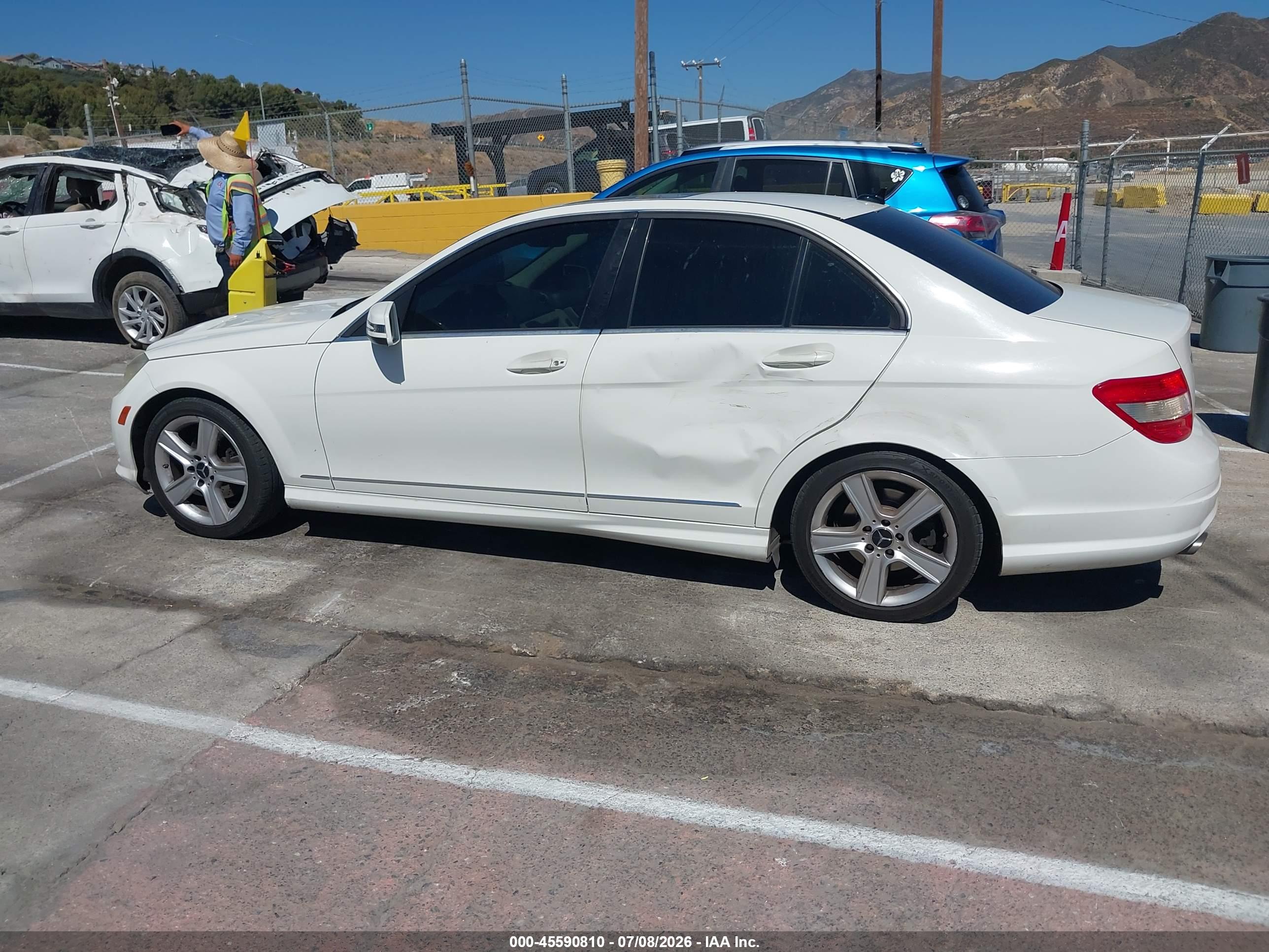 2010 MERCEDES-BENZ C 300 C300