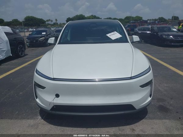 2026 TESLA MODEL Y