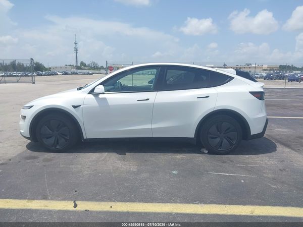 2026 TESLA MODEL Y