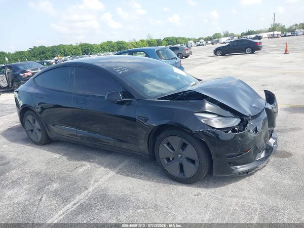 2022 TESLA MODEL 3