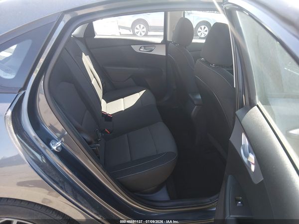 2023 KIA FORTE LXS