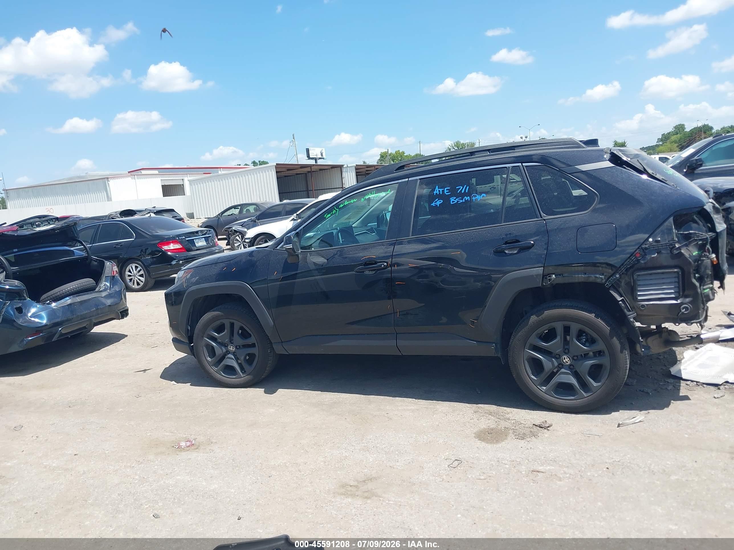 2024 TOYOTA RAV4 ADVENTURE