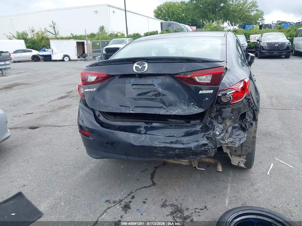 2018 MAZDA MAZDA3 TOURING