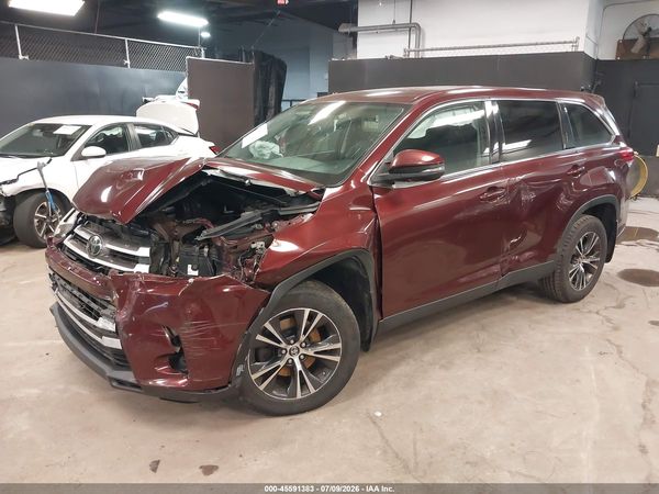 2019 TOYOTA HIGHLANDER LE