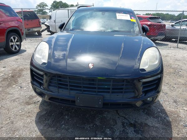 2016 PORSCHE MACAN S