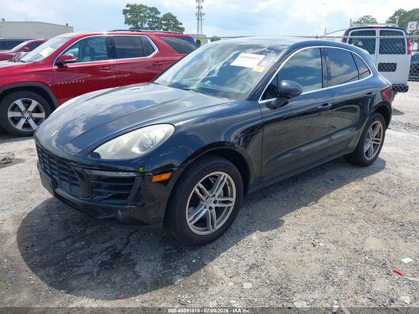 2016 PORSCHE MACAN S