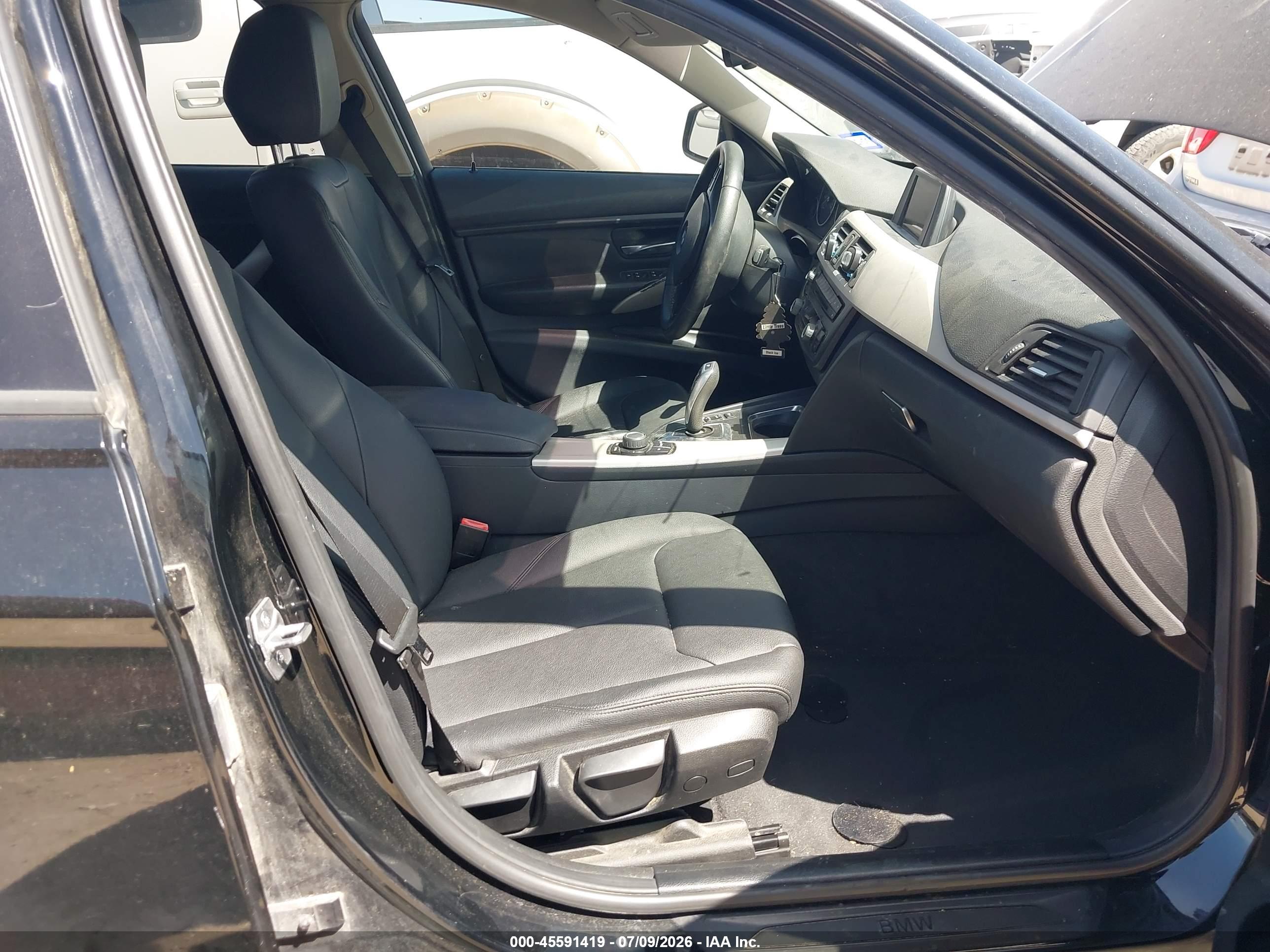 2015 BMW 320I