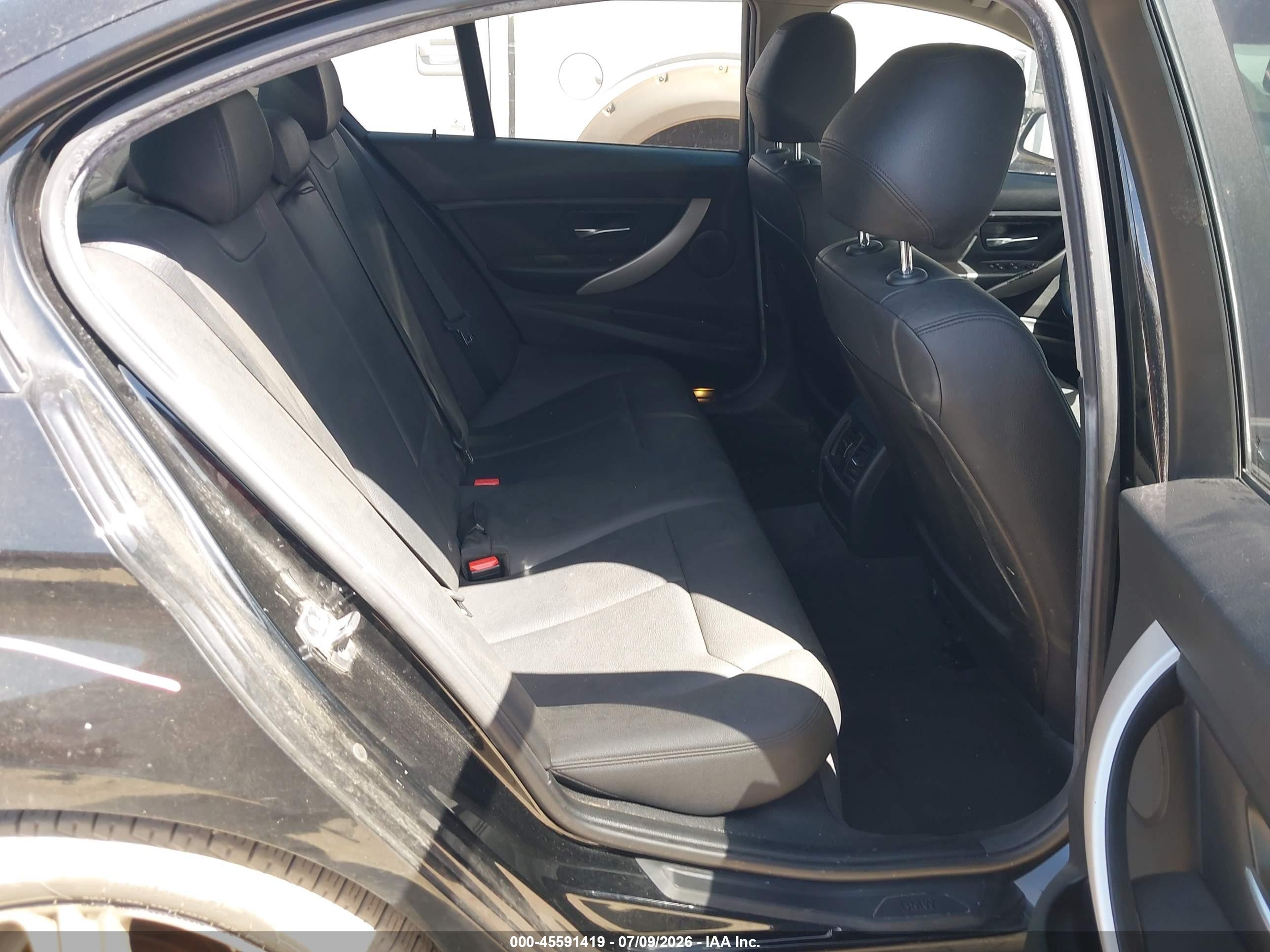 2015 BMW 320I