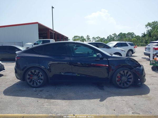 2024 TESLA MODEL Y