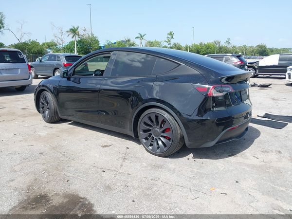 2024 TESLA MODEL Y