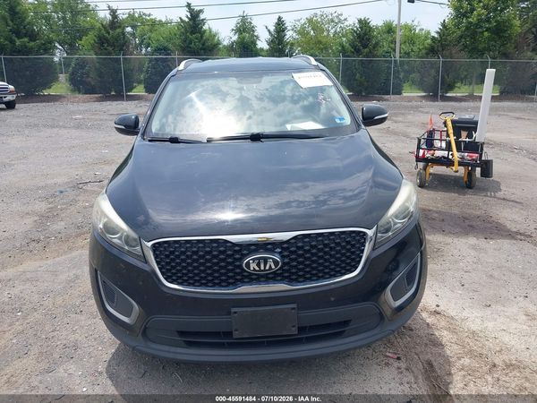 2017 KIA SORENTO 2.4L LX