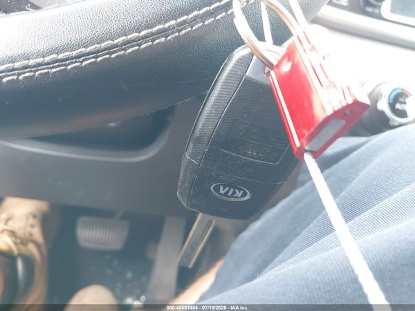 2017 KIA SORENTO 2.4L LX