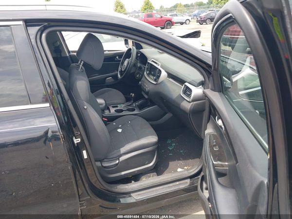 2017 KIA SORENTO 2.4L LX