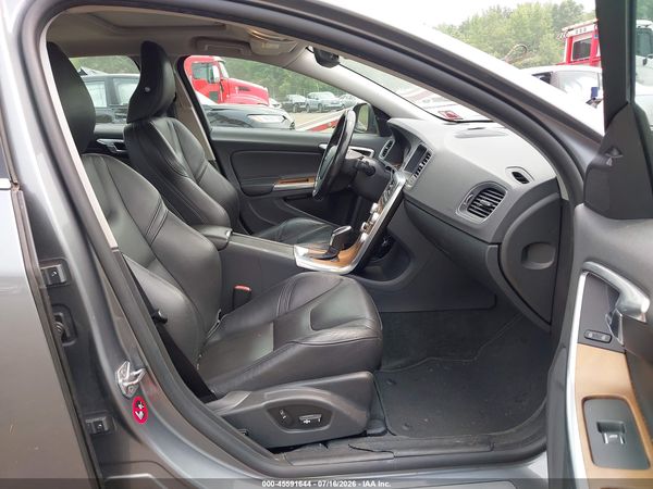 2016 VOLVO S60 INSCRIPTION T5 PLATINUM