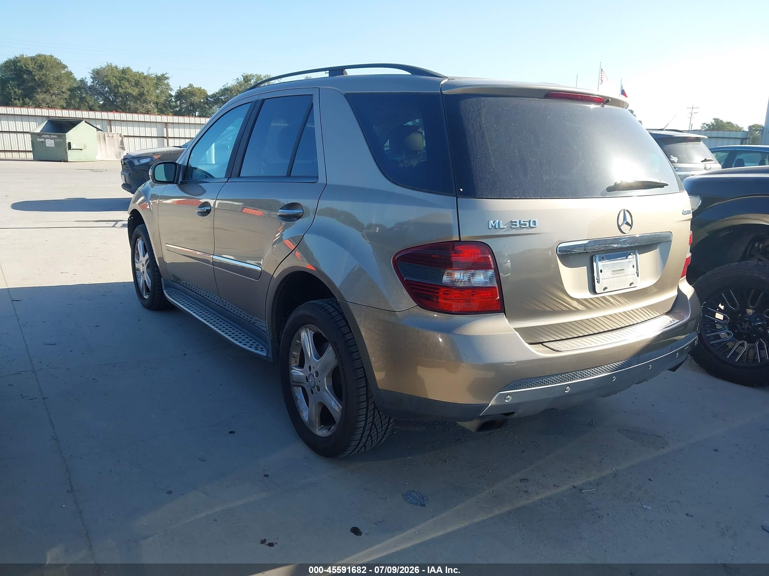 2008 MERCEDES-BENZ M-CLASS ML550 4 MATIC