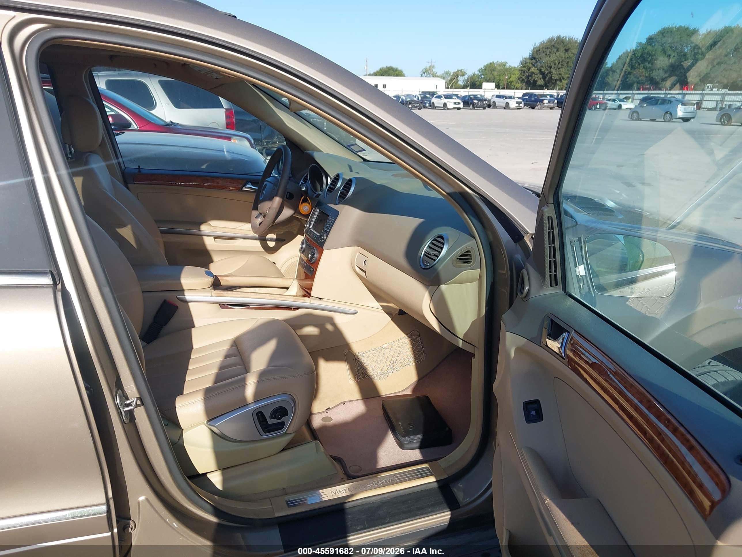 2008 MERCEDES-BENZ M-CLASS ML550 4 MATIC