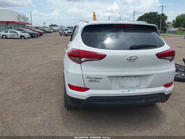 2017 HYUNDAI TUCSON SE PLUS