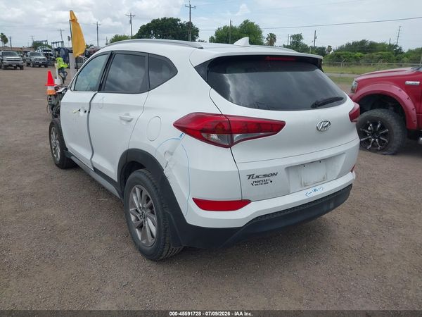 2017 HYUNDAI TUCSON SE PLUS