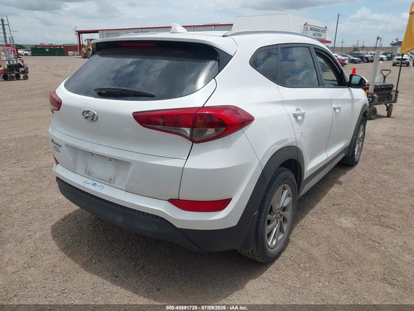 2017 HYUNDAI TUCSON SE PLUS