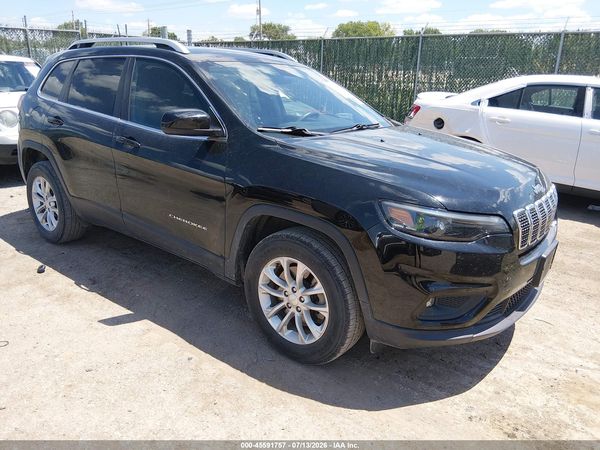2019 JEEP CHEROKEE LATITUDE 4X4