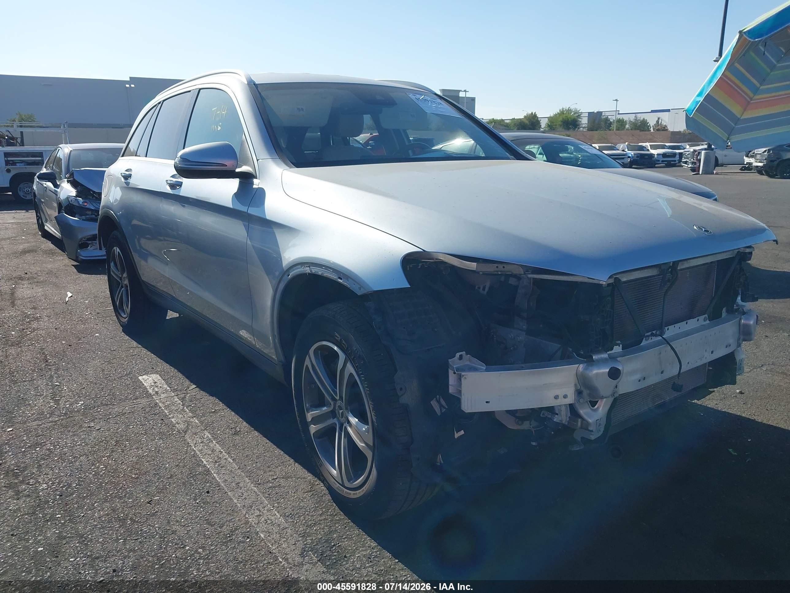 2022 MERCEDES-BENZ GLC 300 SUV