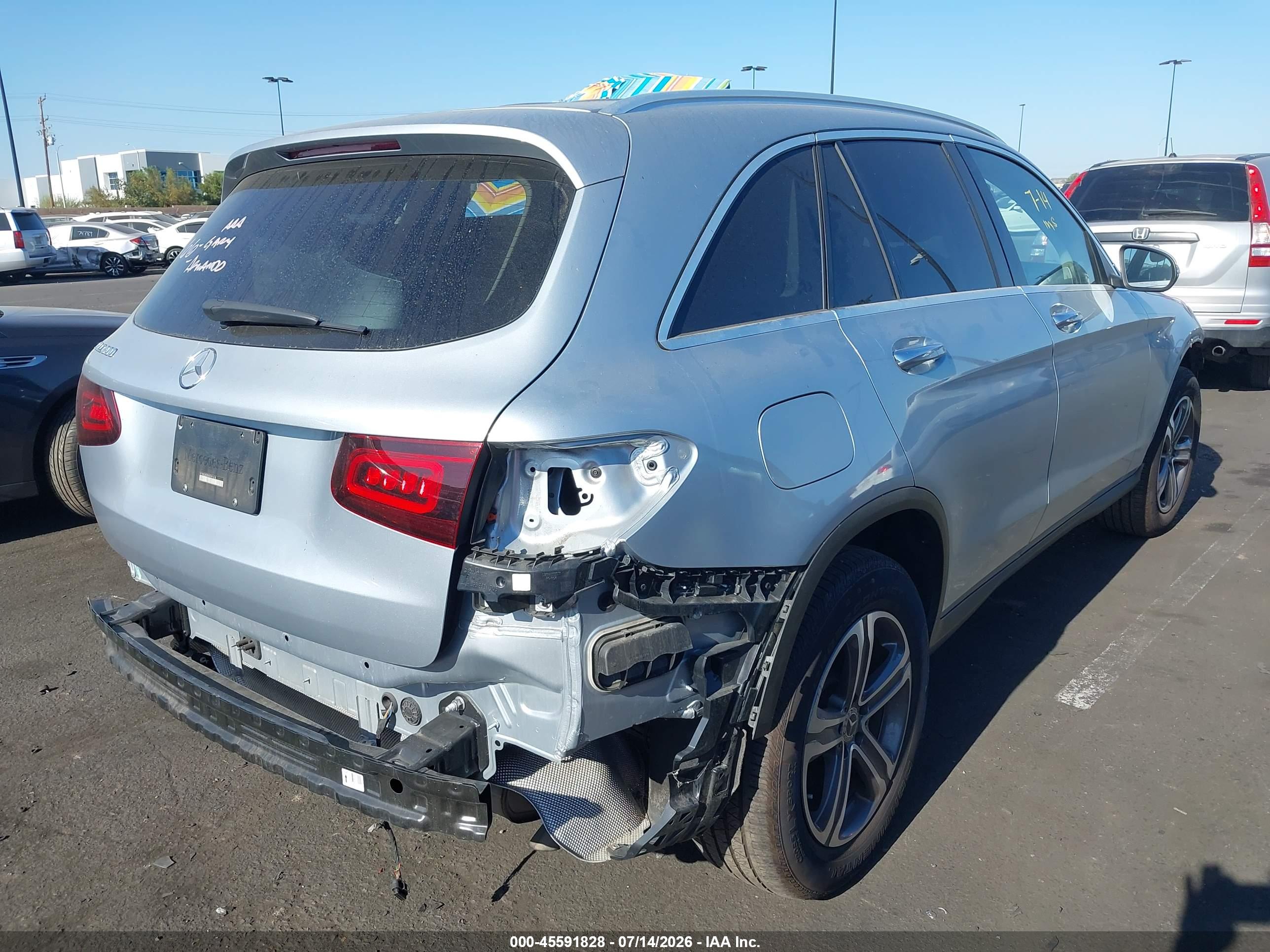 2022 MERCEDES-BENZ GLC 300 SUV