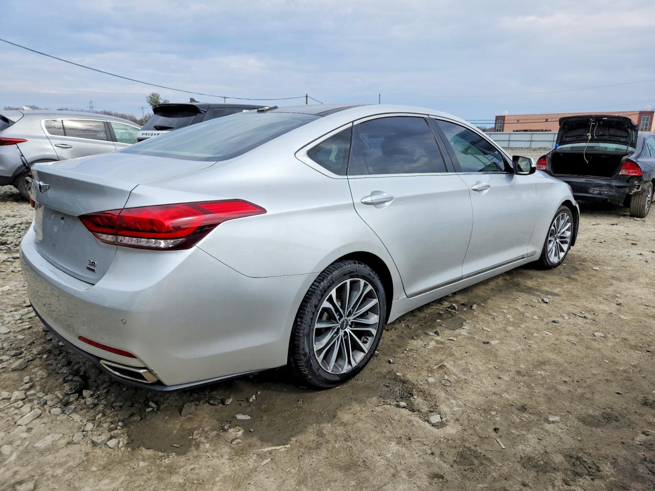 2017 GENESIS G80