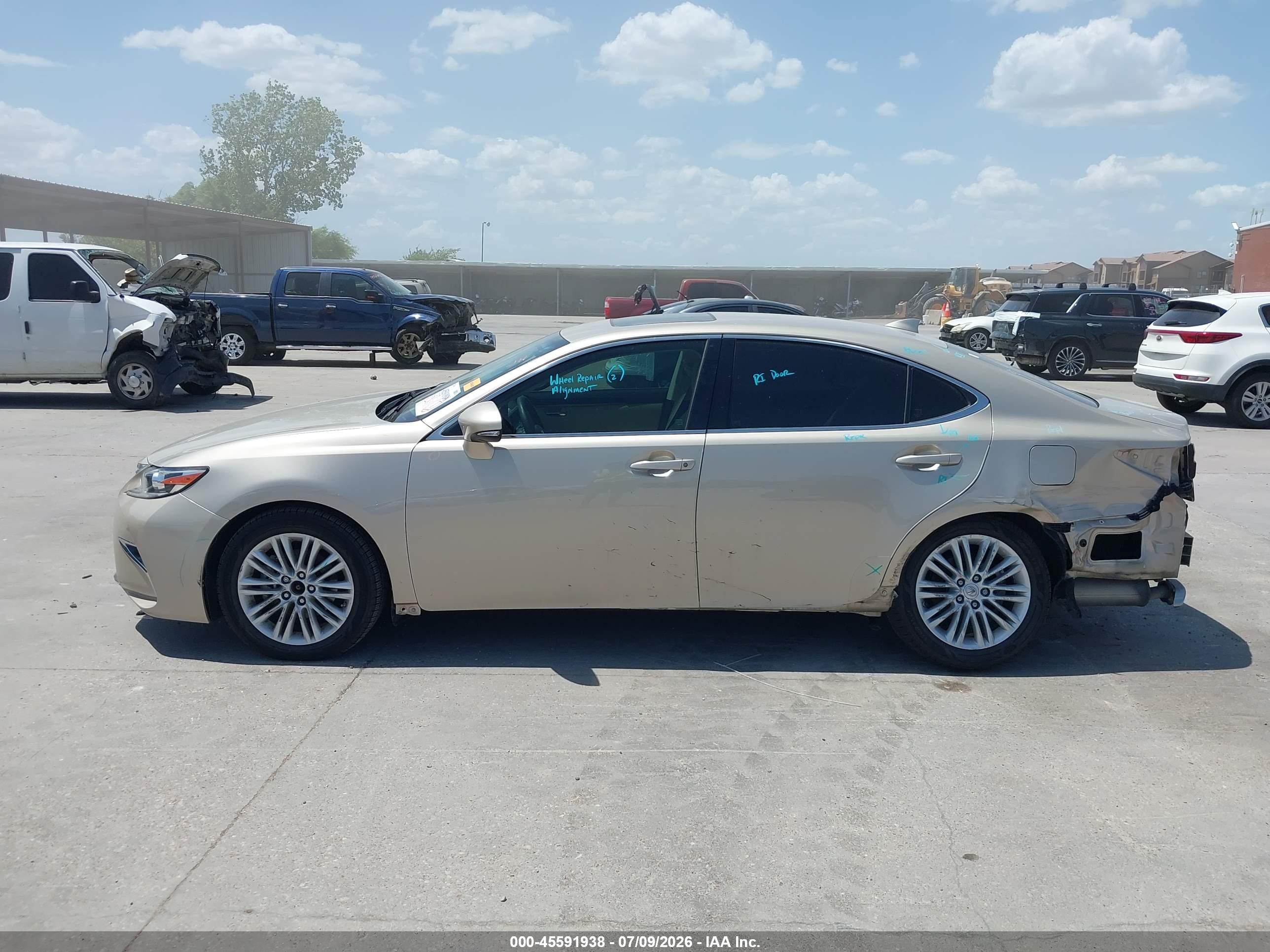 2016 LEXUS ES 350