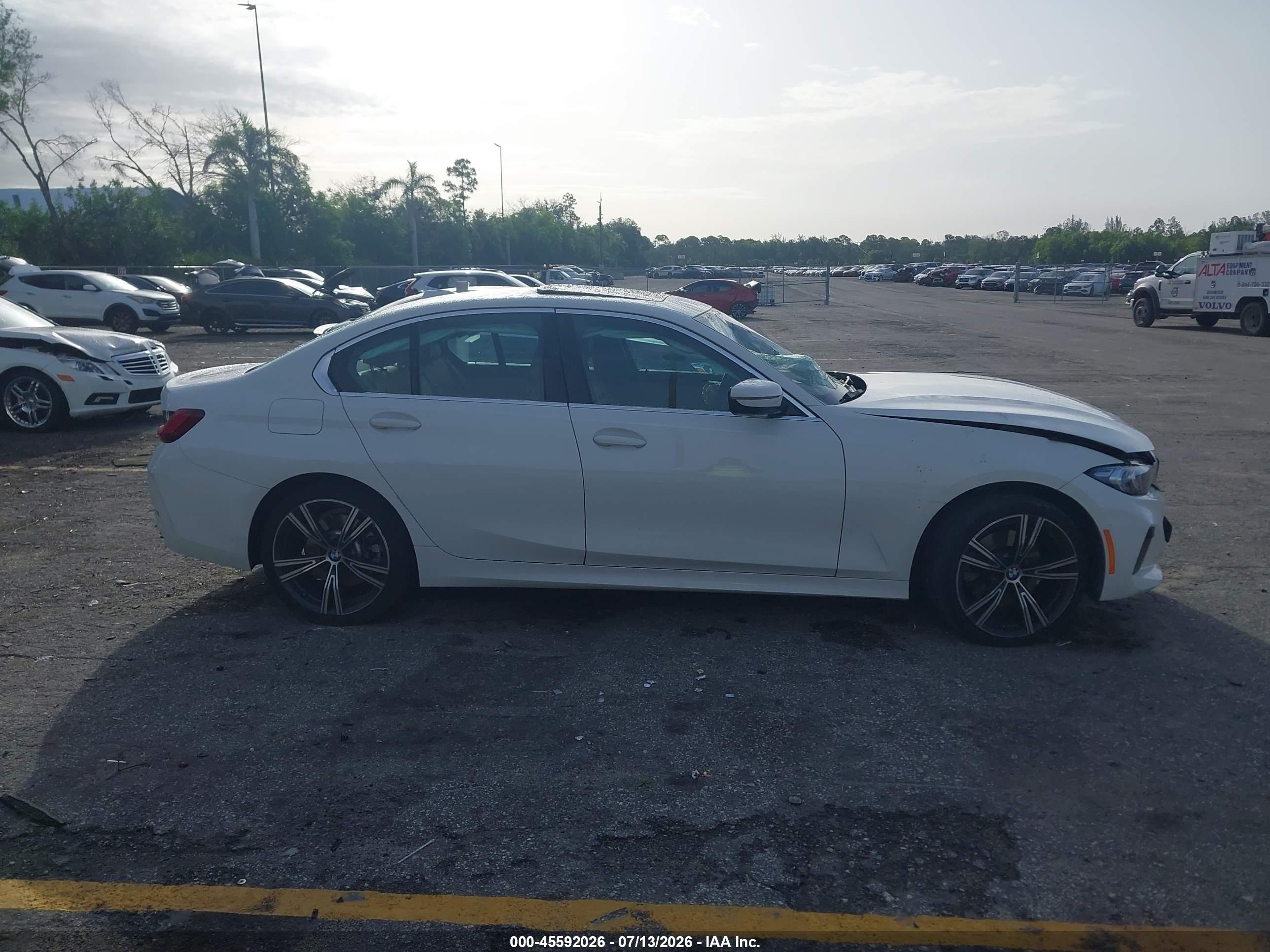 2024 BMW 330I