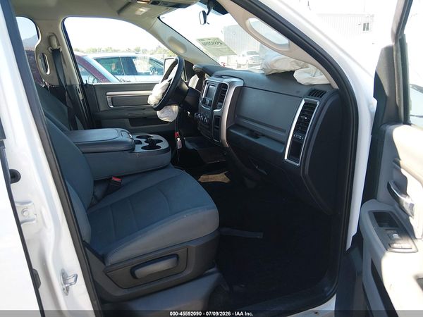 2017 RAM 1500 SLT