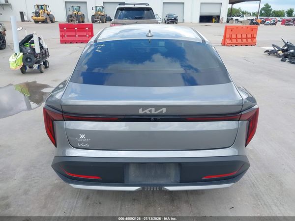 2025 KIA K4 LXS