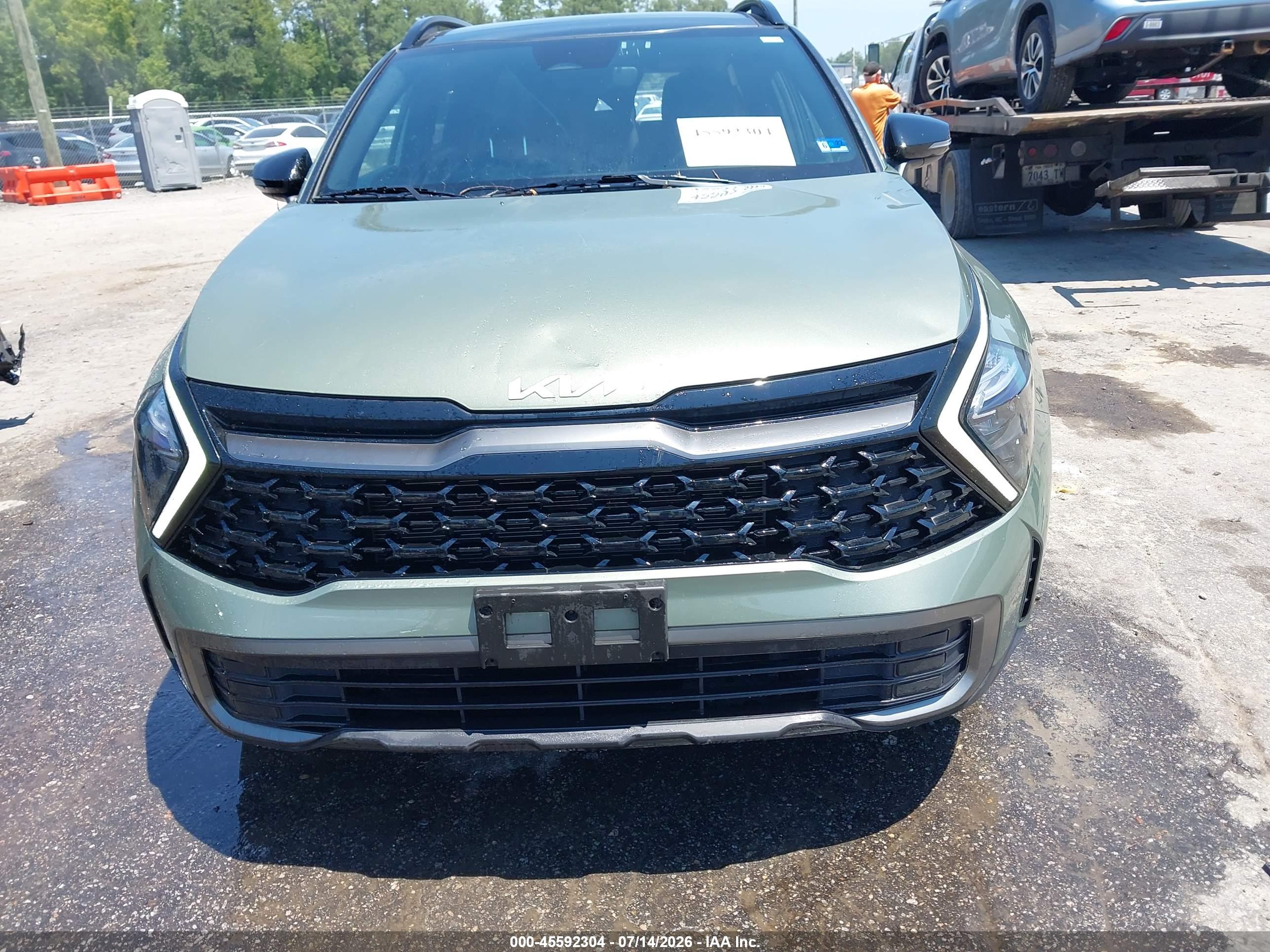 2023 KIA SPORTAGE X-LINE