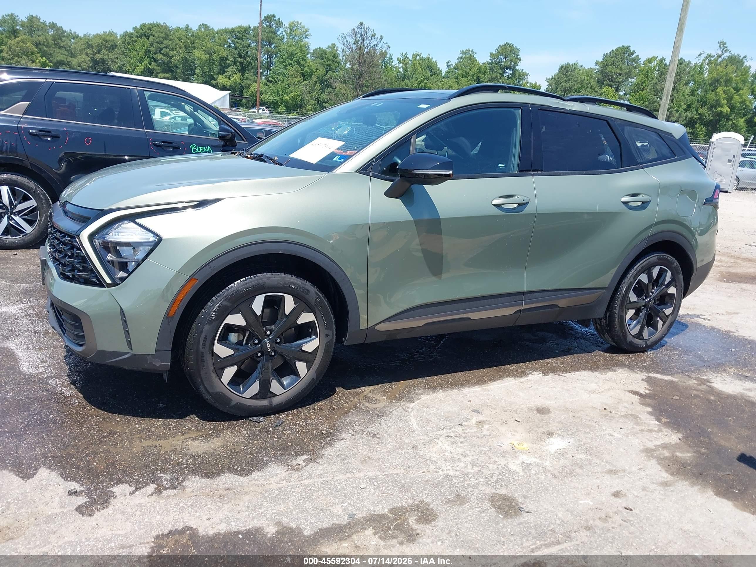 2023 KIA SPORTAGE X-LINE