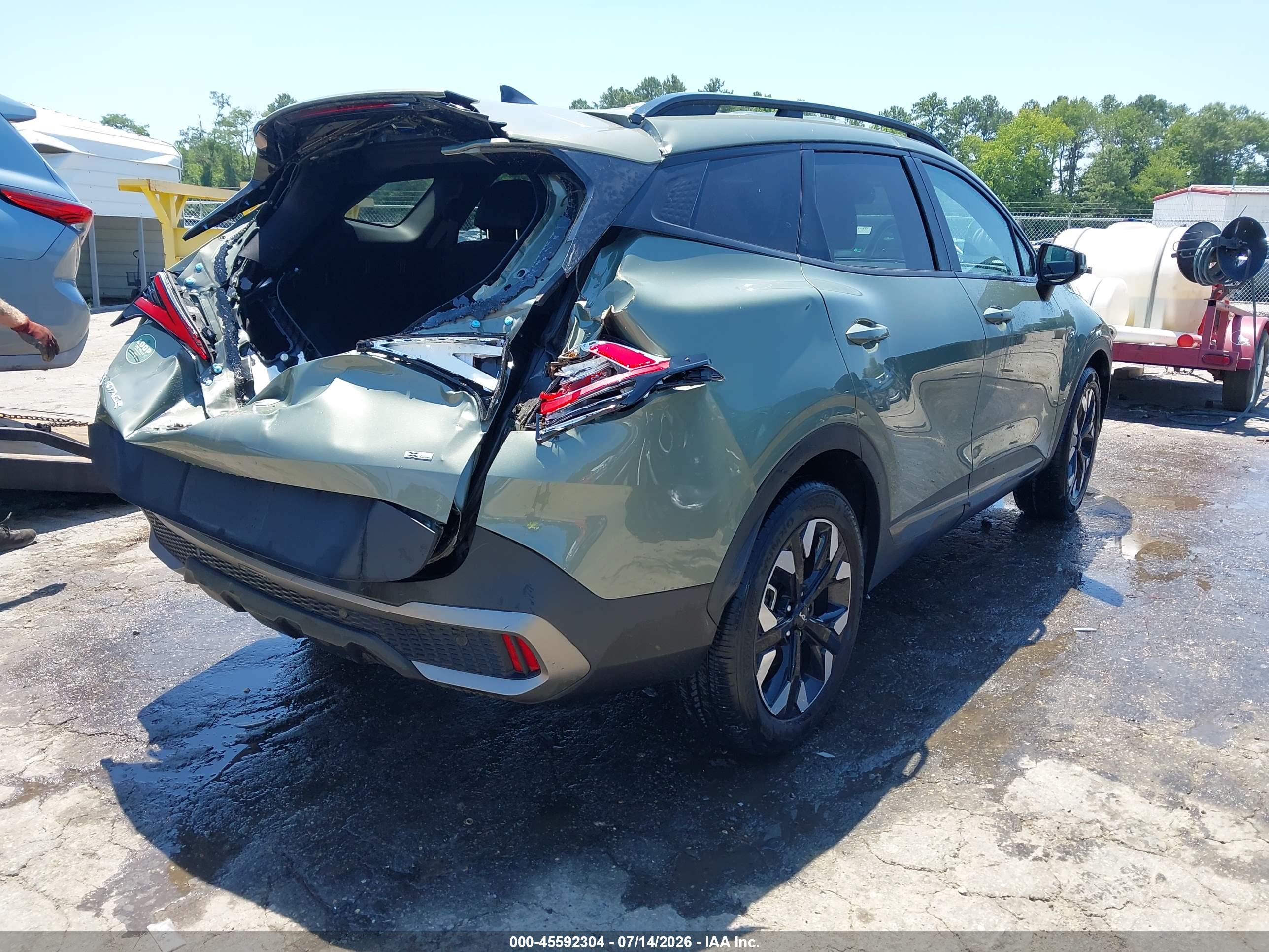 2023 KIA SPORTAGE X-LINE