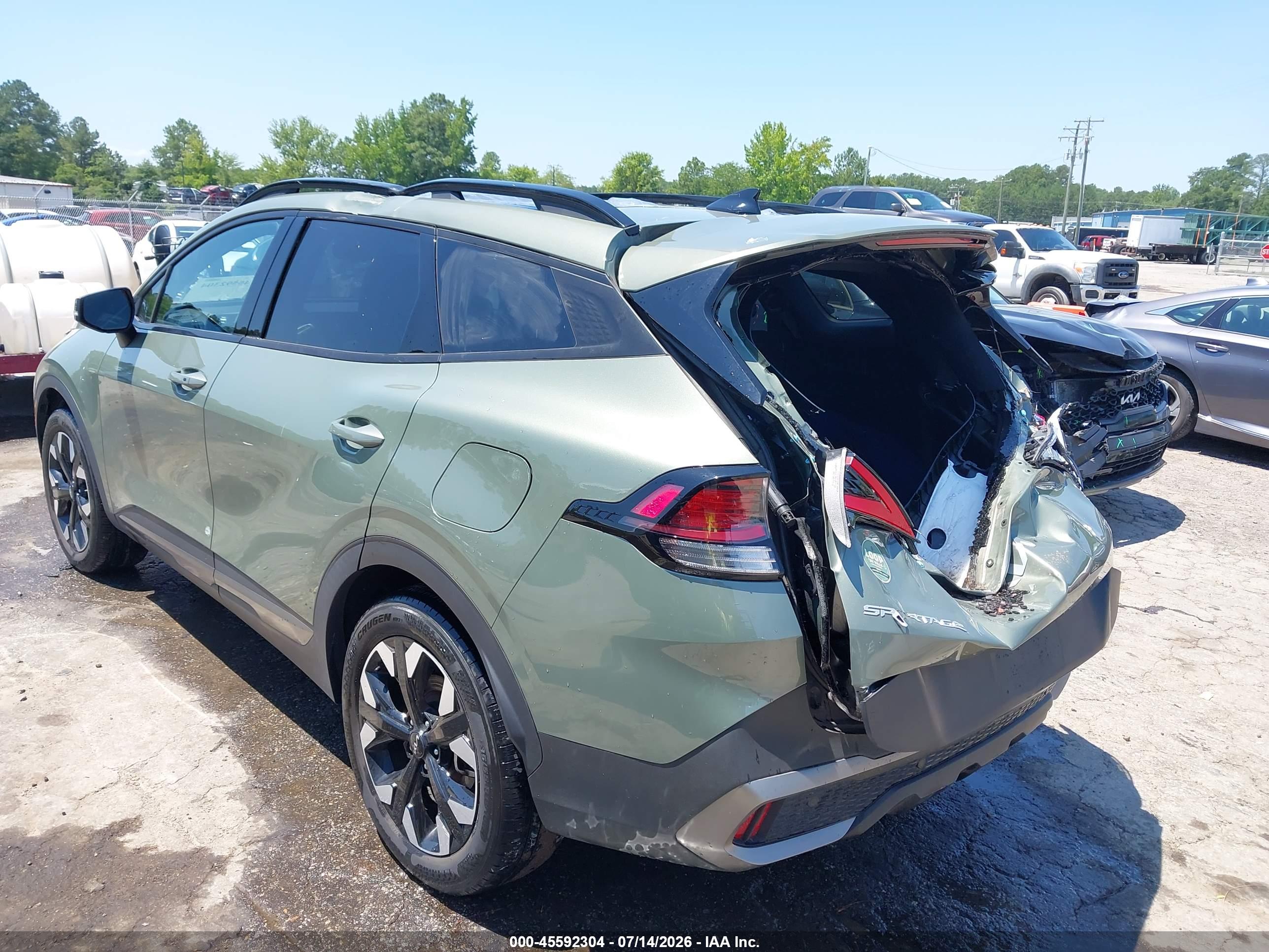 2023 KIA SPORTAGE X-LINE