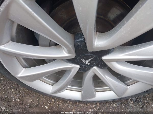 2018 TESLA MODEL 3 LONG RANGE/MID RANGE